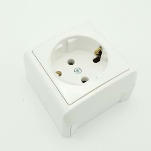 F70 Sıva Üstü Topraklı Priz Beyaz